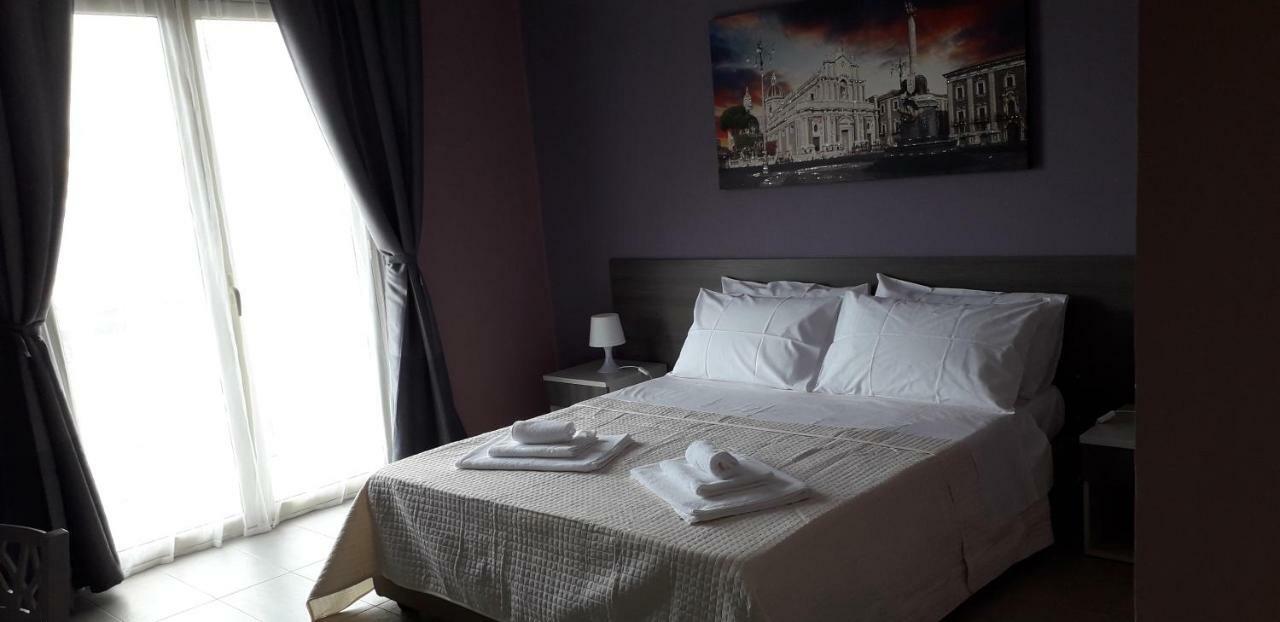 Borgo Palombaio 2 Bed & Breakfast คาตาเนีย ภายนอก รูปภาพ