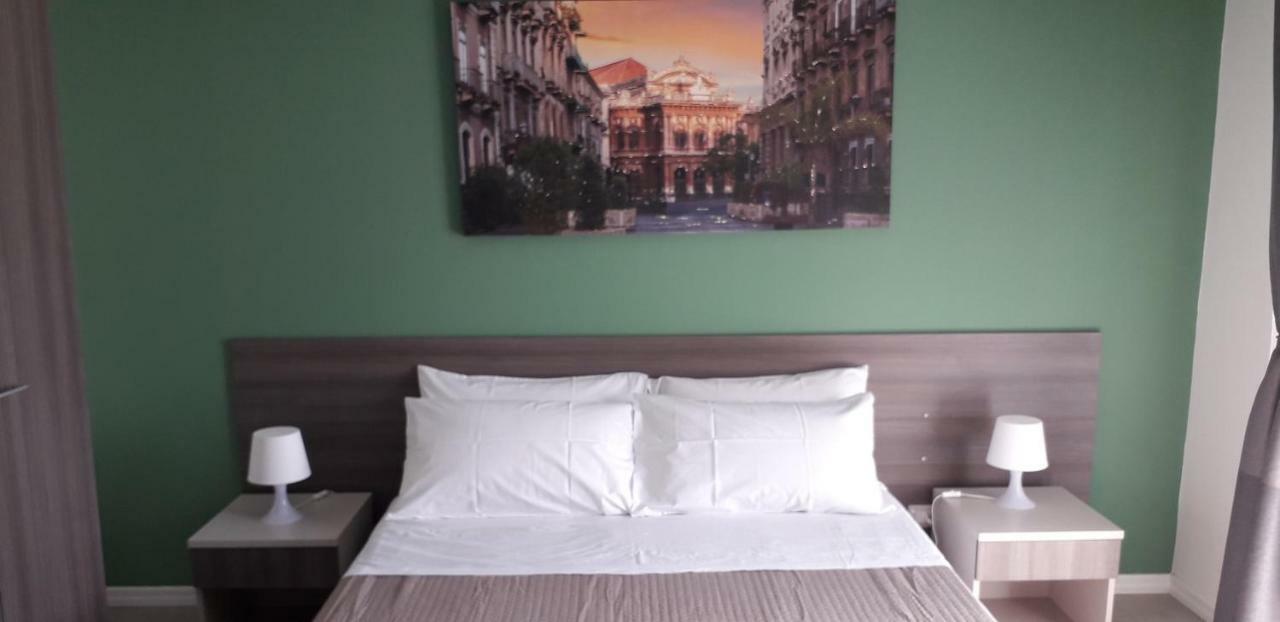 Borgo Palombaio 2 Bed & Breakfast คาตาเนีย ภายนอก รูปภาพ
